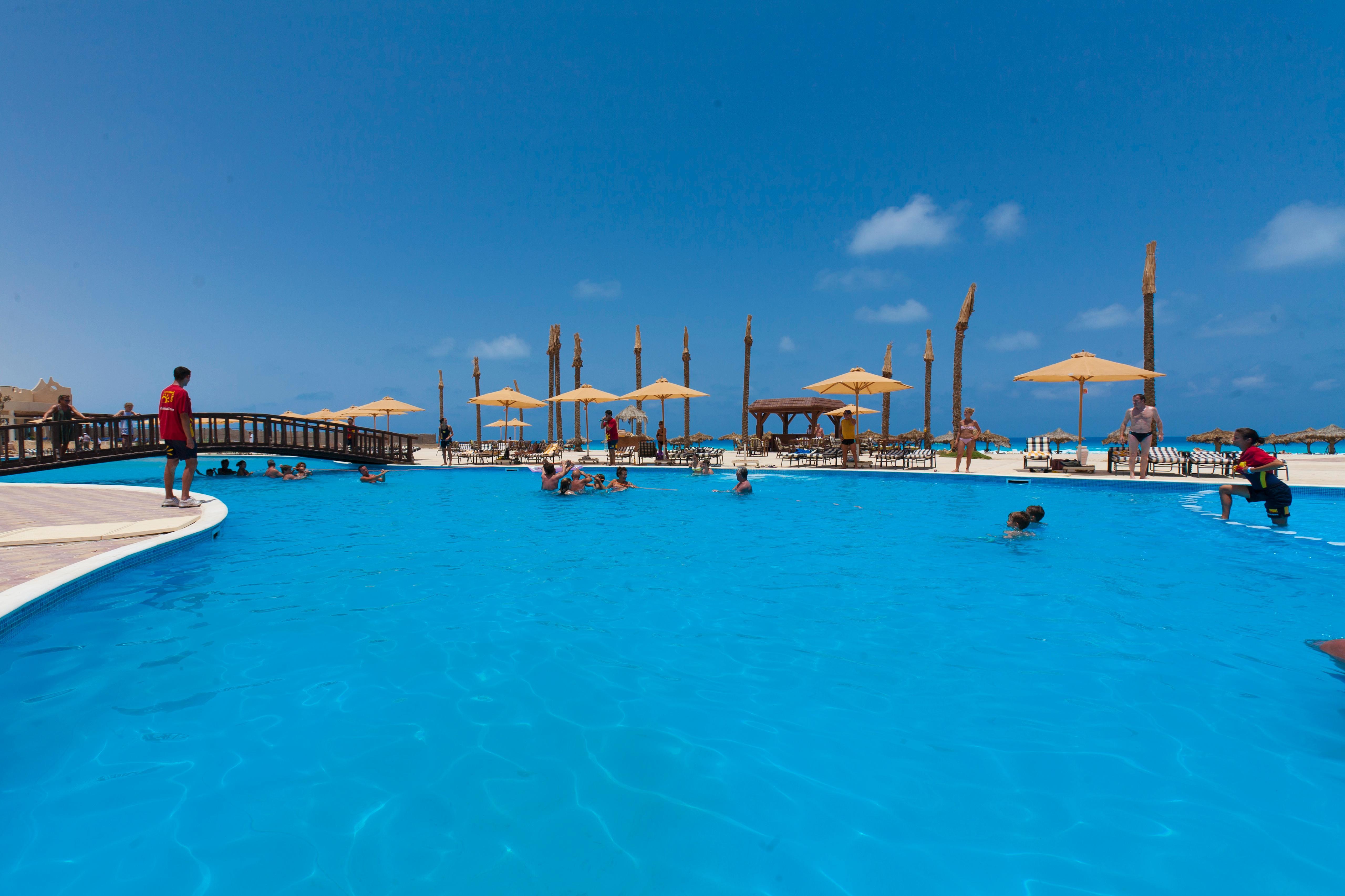 Borg El Arab Beach Resort Dış mekan fotoğraf The Blue Lagoon