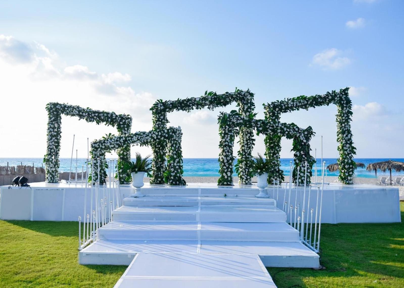 Borg El Arab Beach Resort Dış mekan fotoğraf The stage of the 2015 edition of the festival