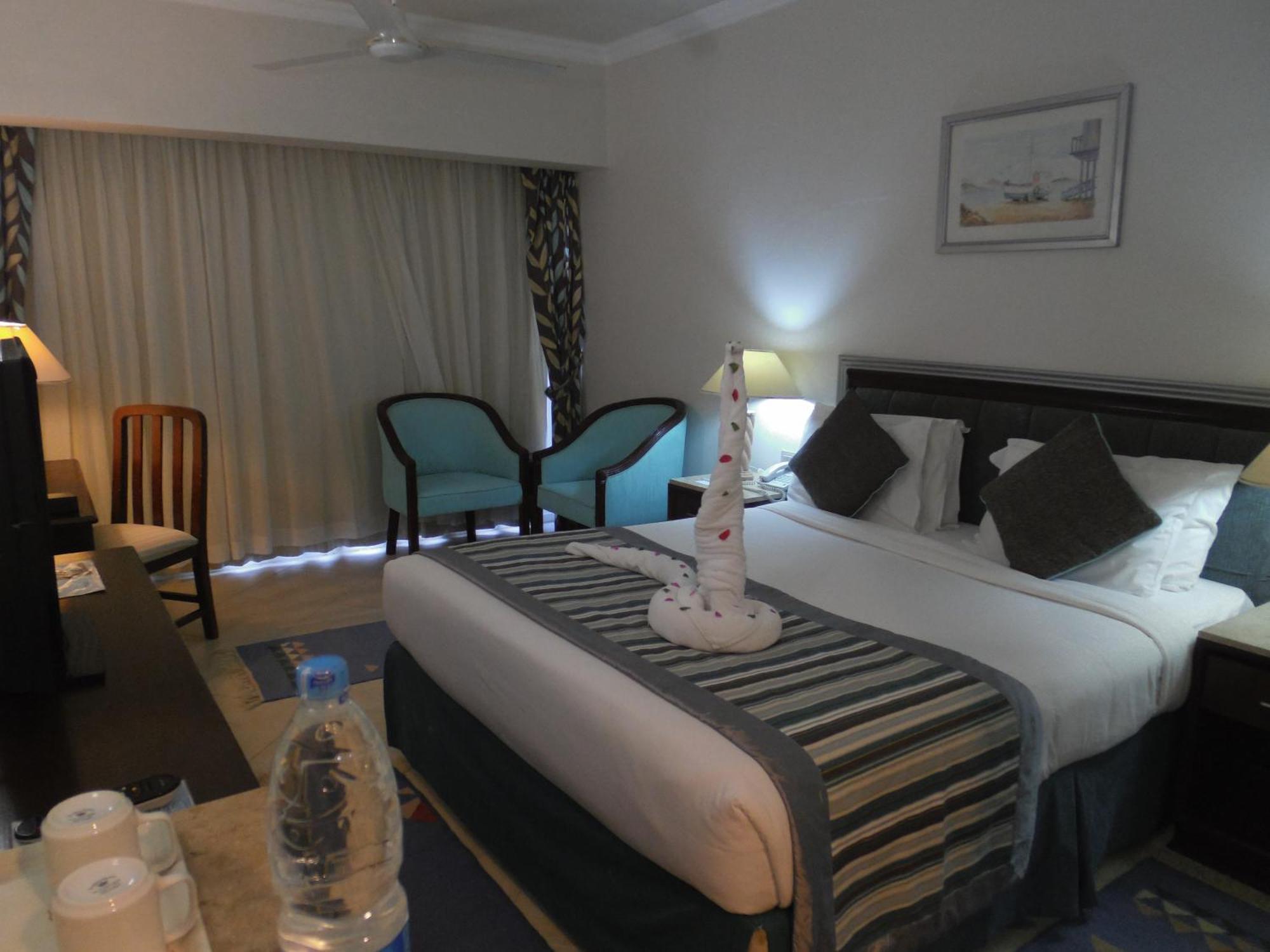 Borg El Arab Beach Resort Dış mekan fotoğraf A room at the hotel